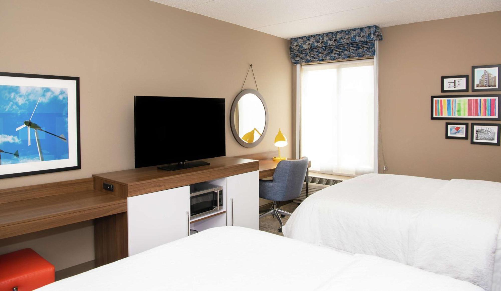 Hampton Inn Erie-South Exterior photo
