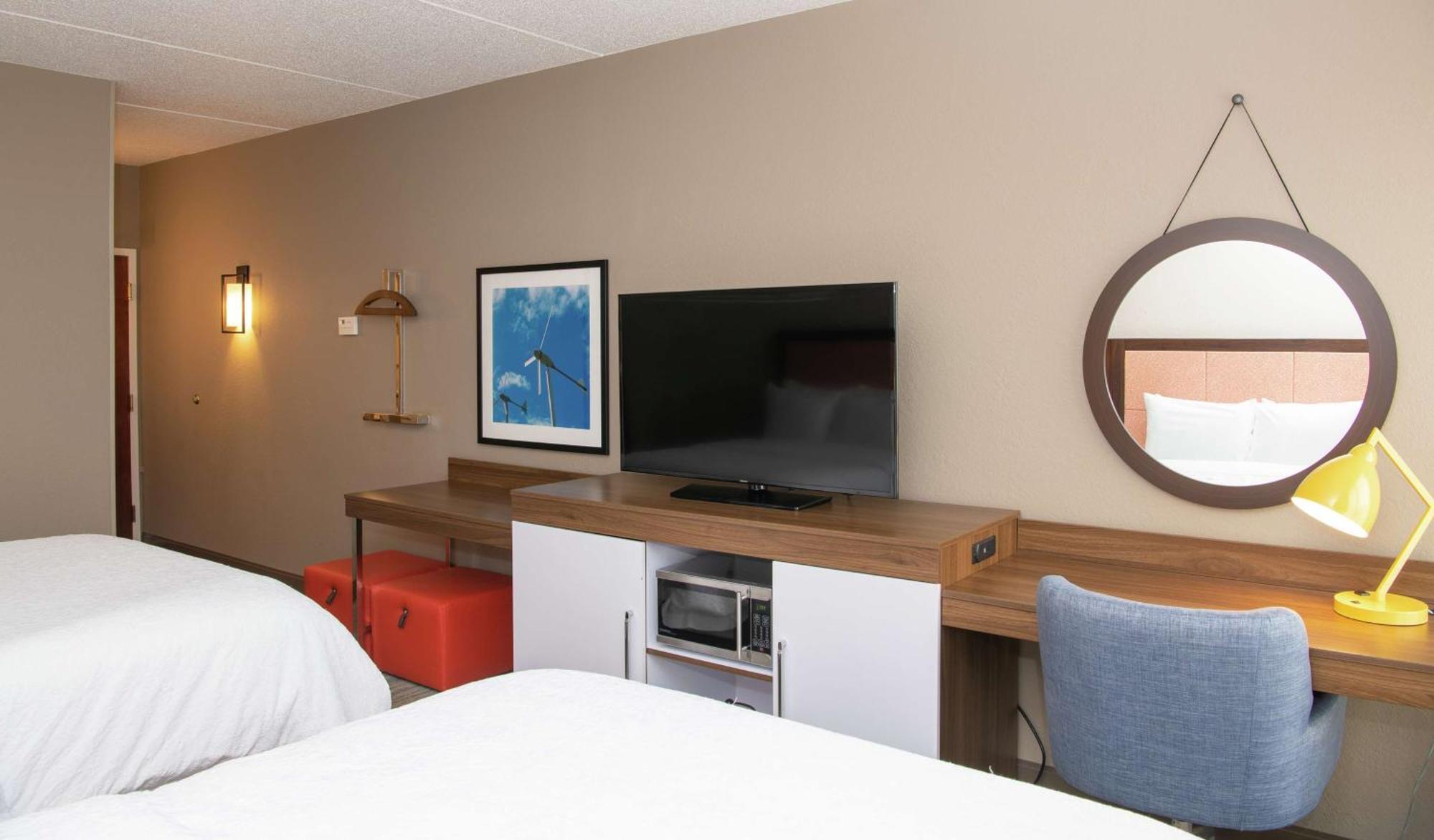 Hampton Inn Erie-South Exterior photo